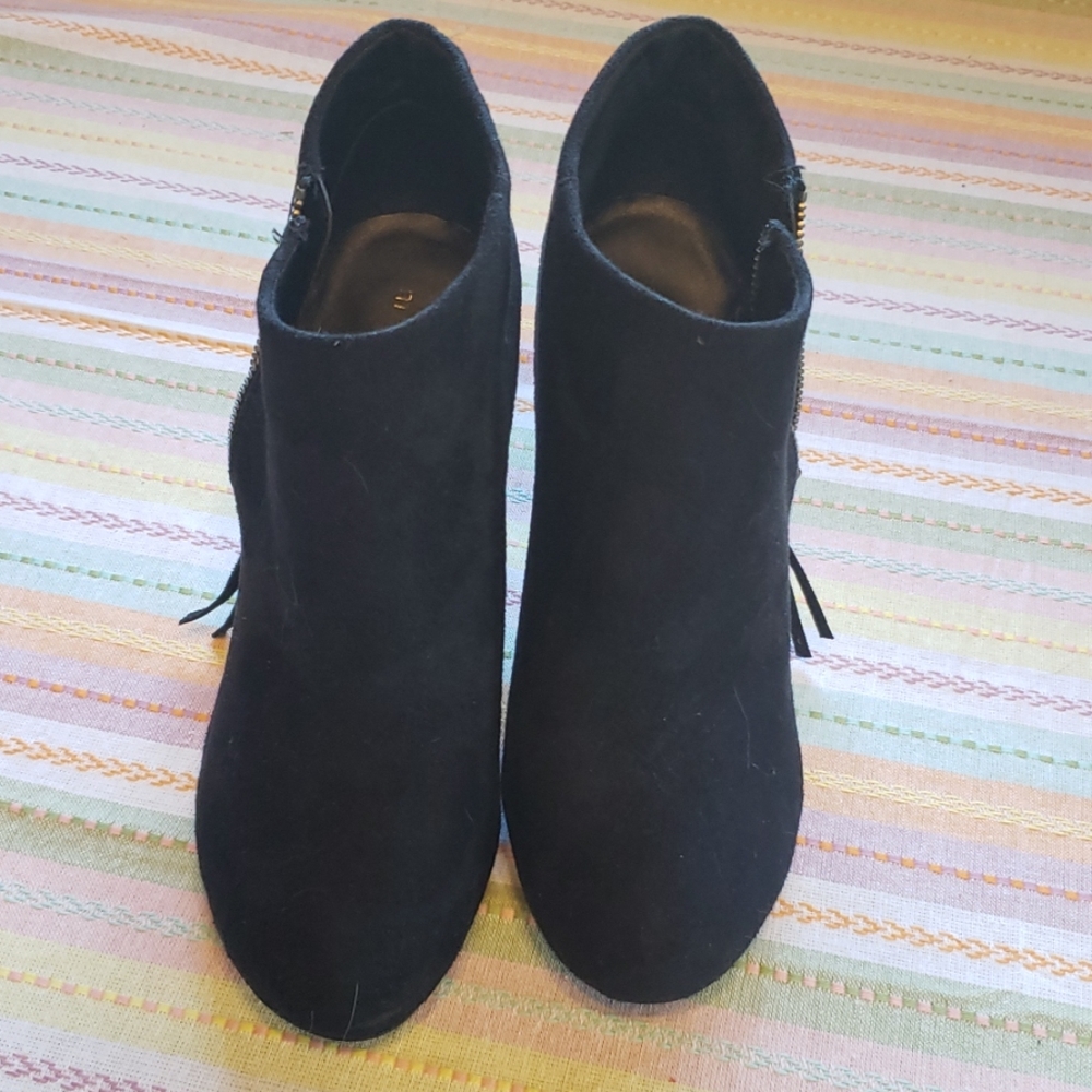 Ankle booties